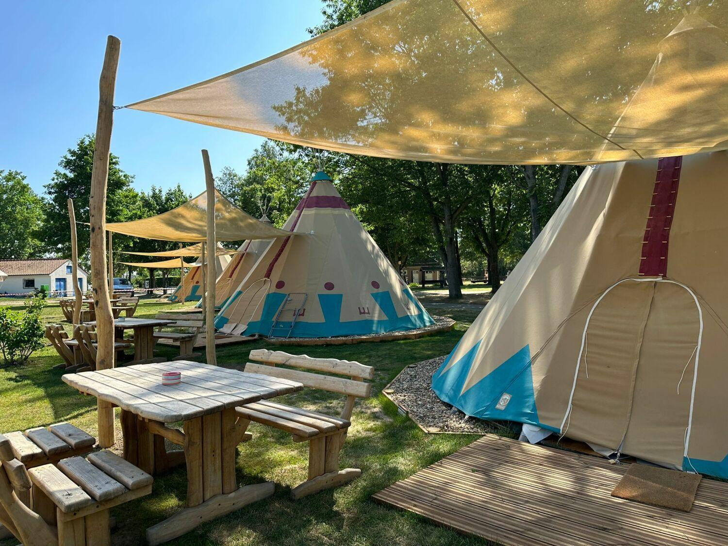 Tipi Illinois Apartamento Falkenberg/Elster Exterior foto